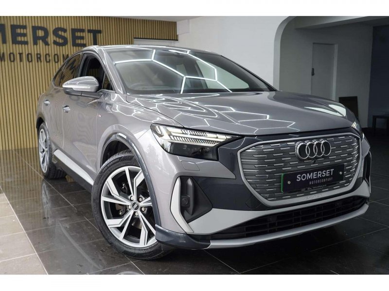 AUDI E-TRON