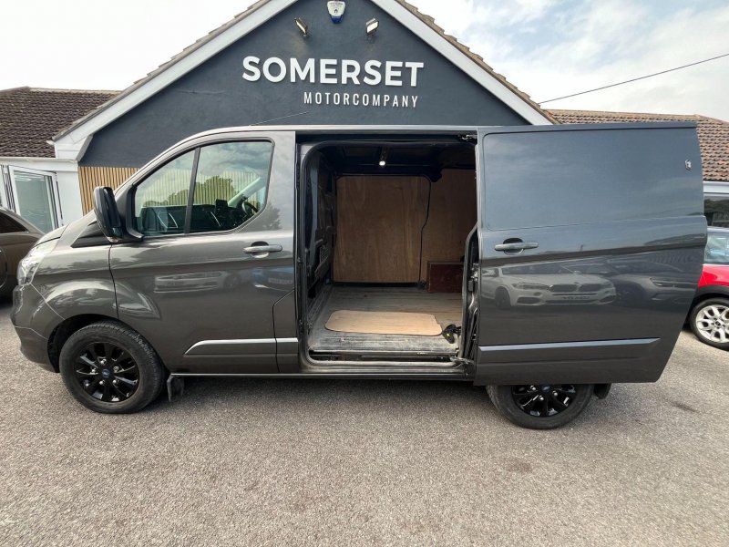 FORD TRANSIT CUSTOM