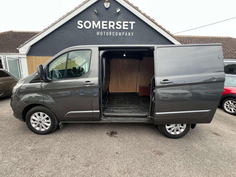 FORD TRANSIT CUSTOM