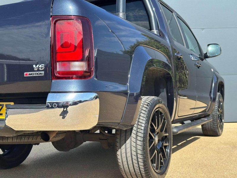 VOLKSWAGEN AMAROK