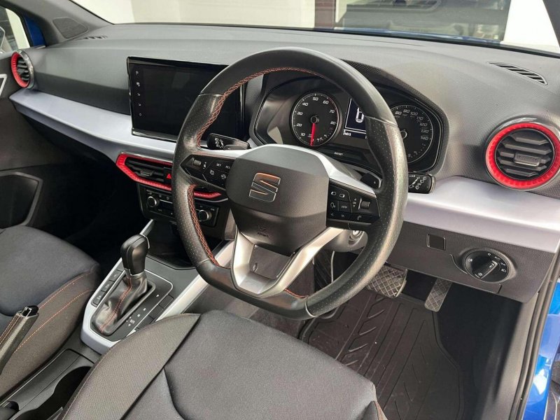 SEAT ARONA