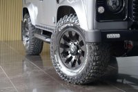 LAND ROVER DEFENDER 90