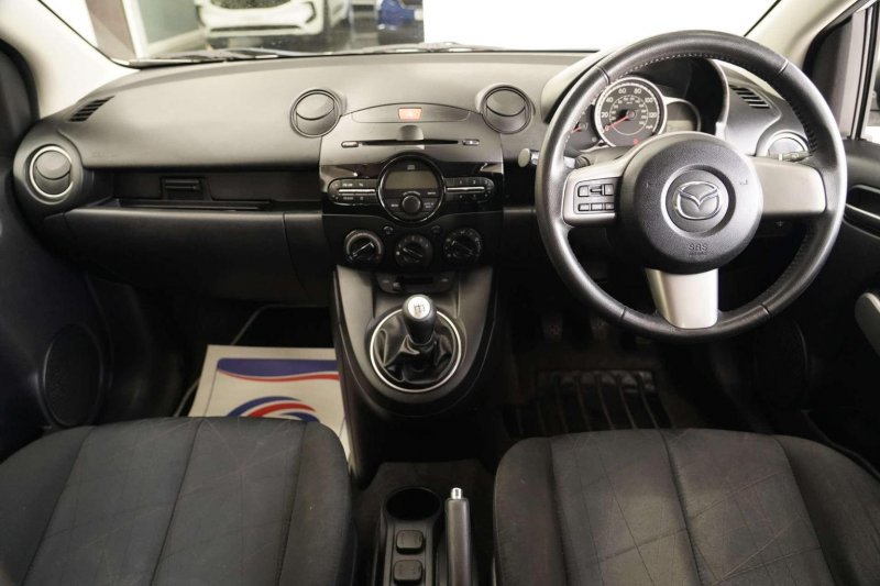 MAZDA MAZDA2