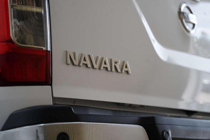NISSAN NAVARA
