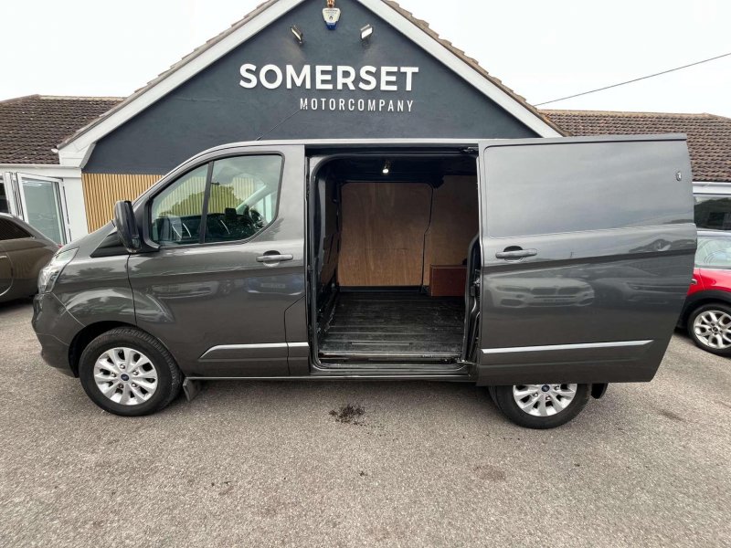 FORD TRANSIT CUSTOM