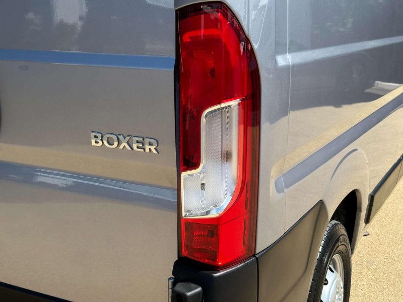 PEUGEOT BOXER