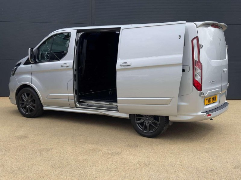 FORD TRANSIT CUSTOM