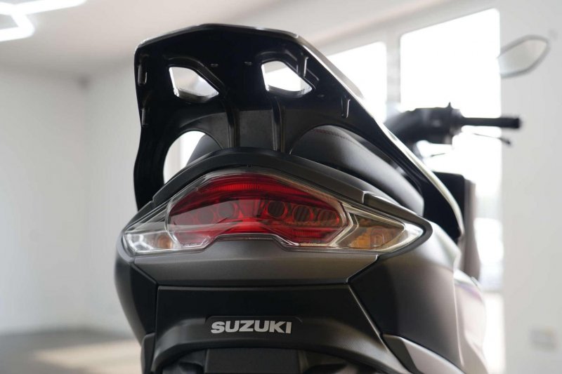 SUZUKI BURGMAN